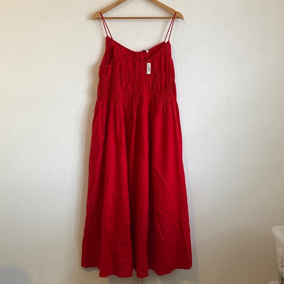 Madewell Textured V-Neck Midi Dress Medium Red Scarlet - Picture 2 of 6